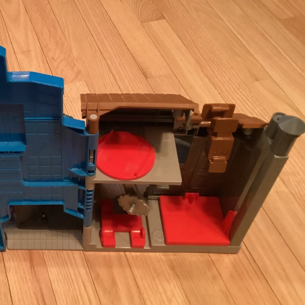 Disney Pixar Cars Movie Car wash Garage Playset